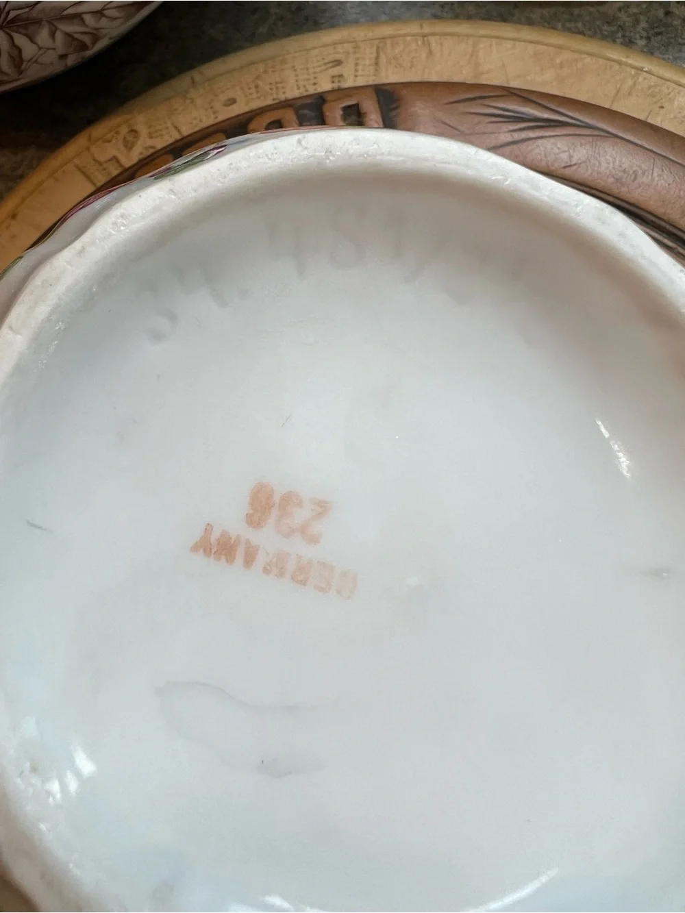 Unbranded elegant porcelain